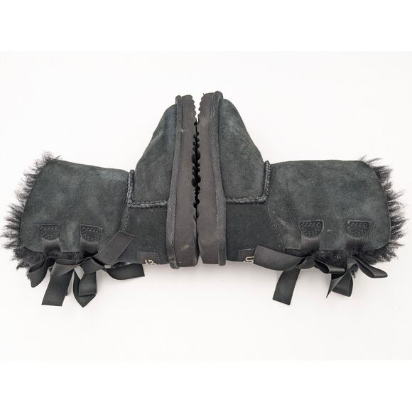 UGG Kids Bailey Bow II Boots Sheepskin Ankle High Lined Size US8 EU25 - Picture 7 of 11